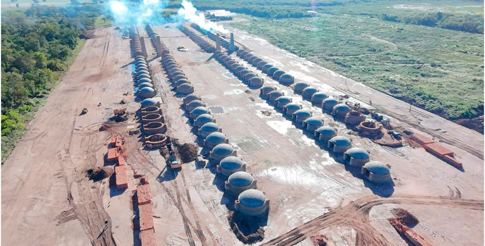 147 hornos industriales para producir carbón vegetal a escala nacional