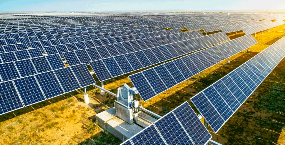 Sol en lo más alto: la energía solar fotovoltaica lidera el crecimiento energético mundial por primera vez