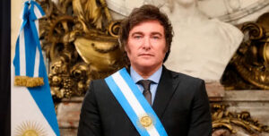 La confianza en Milei marca su peor caída del año y acumula cuatro meses en retroceso