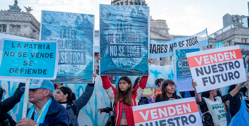 900 mil firmas contra la nueva Ley de Glaciares: la demanda judicial que sacude a Argentina